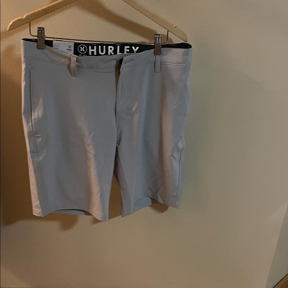 Hurley Men's Light Gray Hybrid Shorts - Picture 3 of 10